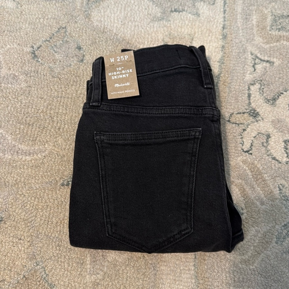 NWT high rise skinny jeans